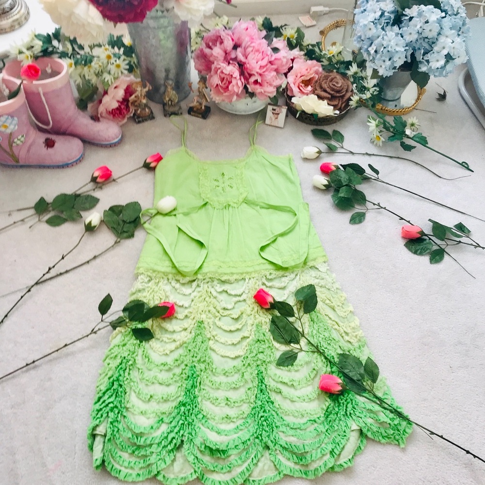 Anthropologie Odille green top
